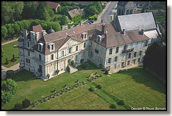 vue aerienne façade sud du  château  