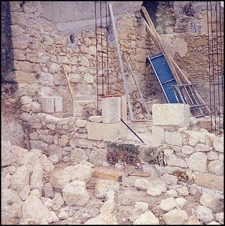 Mur en cours de construction de la chambre